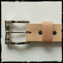 Load image into Gallery viewer, Veg Tan Leather Barrel buckle Custom Belt
