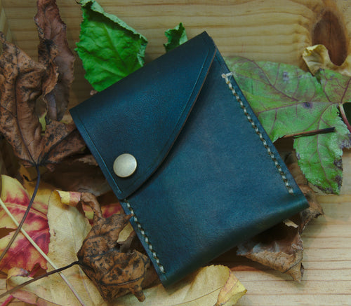 Veg Tanned Leather Minimalist Autumn Card Holder